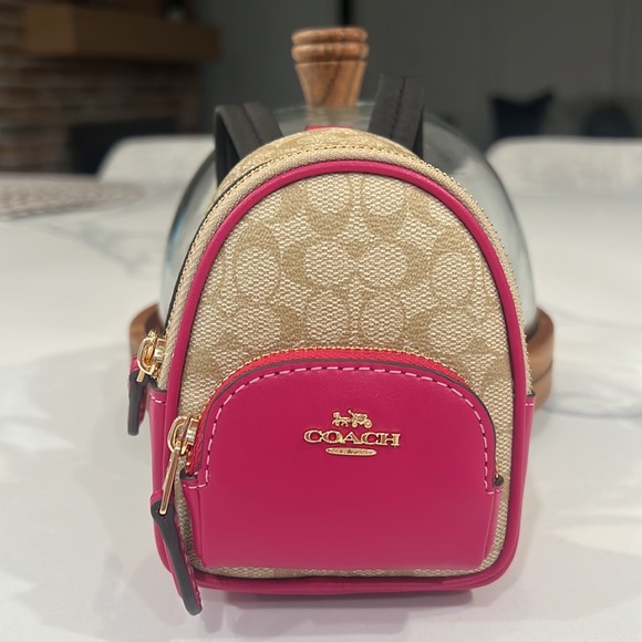 💕COACH Mini Backpack Charm.. - Picture 4 of 10